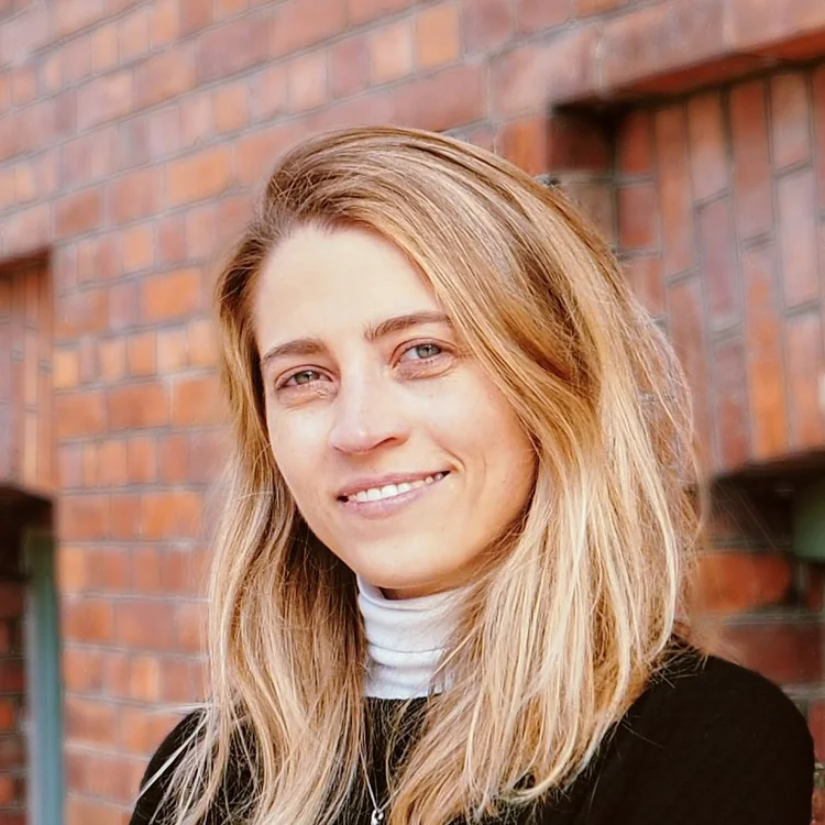 Candelaria Mas Pohmajevic