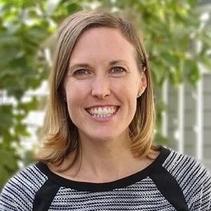 Portrait of Erin Coutts