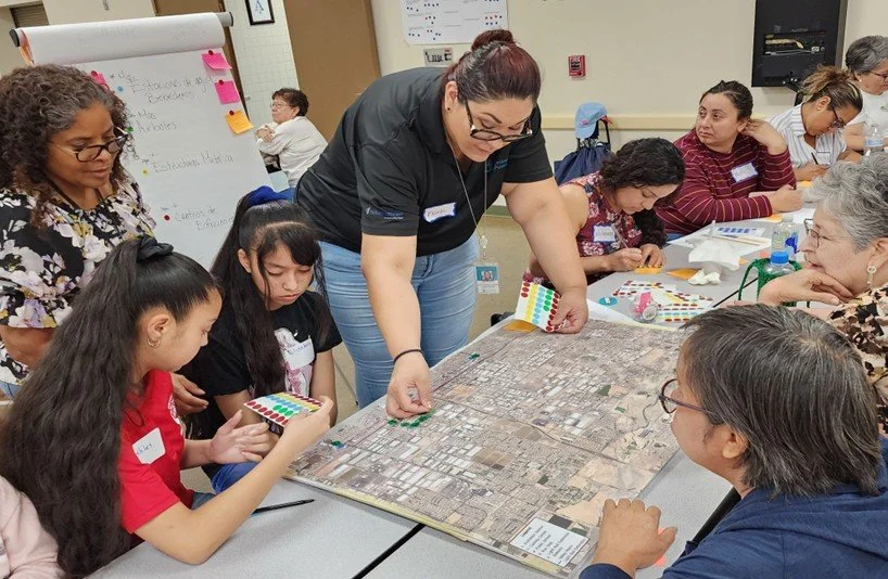Community health workers leading an extreme heat resilience workshop in Phoenix